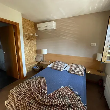 Brown House جيريز