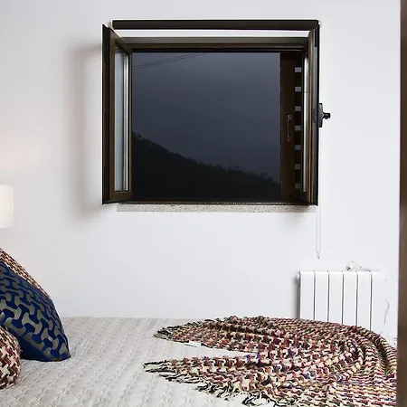 Alpehytte Brown House