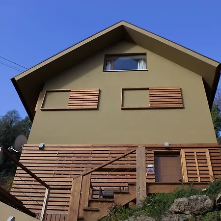Chalet Brown House *