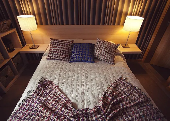 샬레 Brown House 제어스