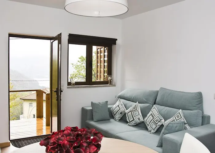 샬레 Brown House *